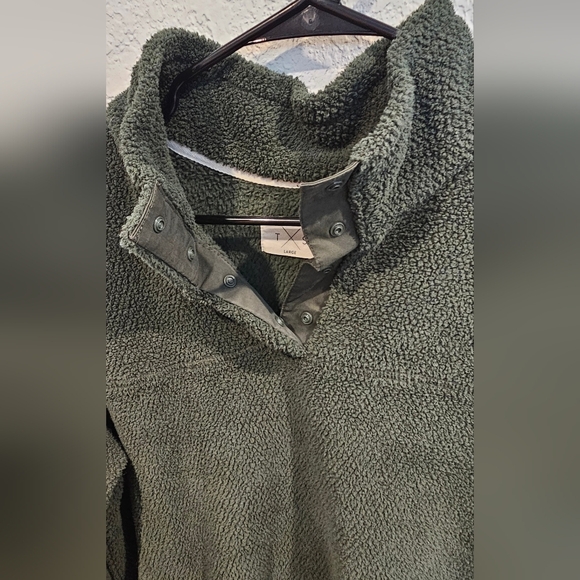 Green Fleece Pocketed Pull Over Sweatshirt size Large - Picture 2 of 5